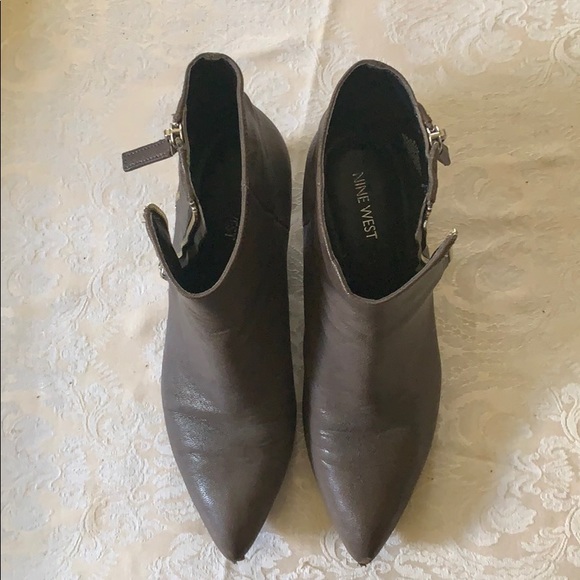 Nine West Ankle Boots - Picture 3 of 5